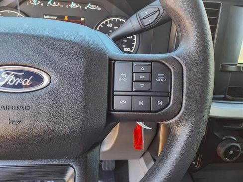 New 2026 Ford F250 XLT w/ FX4 Off-Road Package image 23