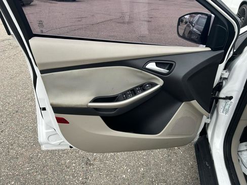 Used 2012 Ford Focus SEL FWD image 14