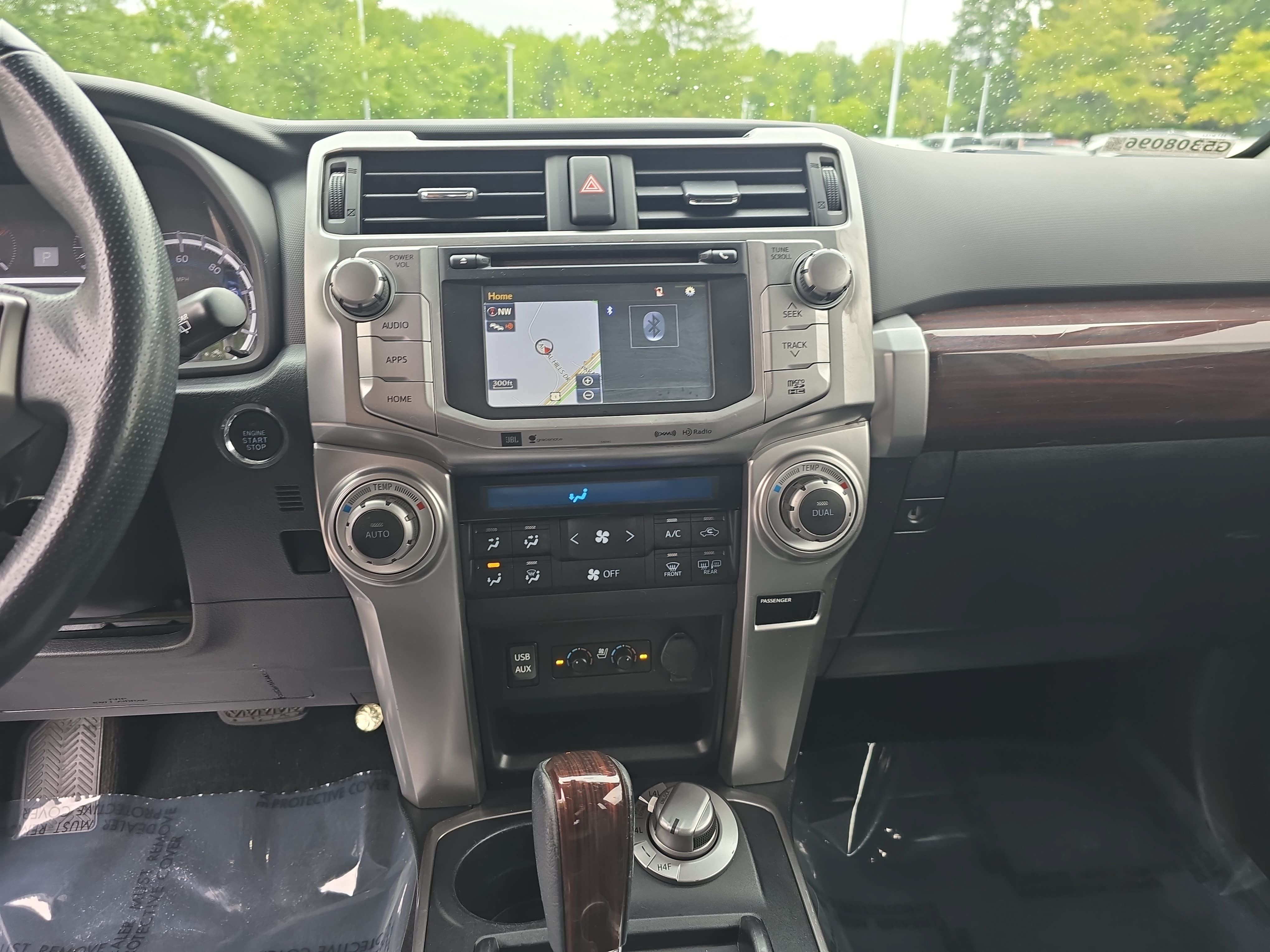 Used 2016 Toyota 4Runner Limited AWD/4WD image 19