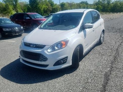 Used 2016 Ford C-MAX SEL w/ Equipment Group 302A FWD image 3