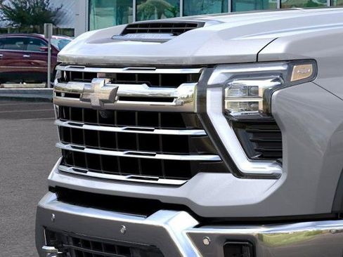 New 2026 Chevrolet Silverado 2500 LTZ w/ LTZ Plus Package AWD/4WD image 13