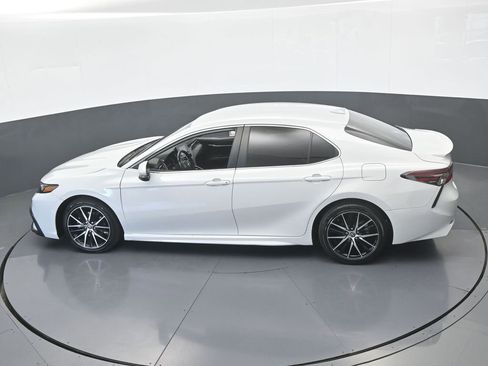 Used 2023 Toyota Camry SE FWD image 47