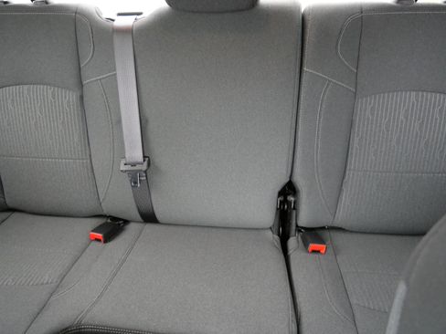 Used 2021 RAM 1500 Warlock w/ Luxury Group AWD/4WD image 13