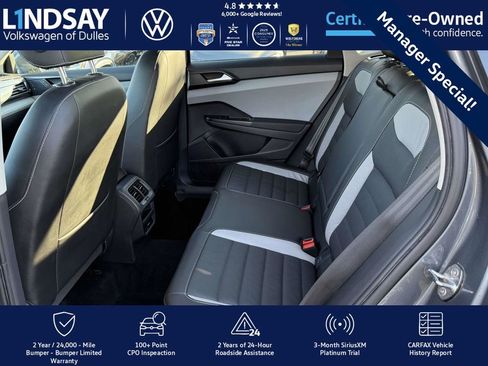 Certified 2022 Volkswagen Taos SEL w/ Panoramic Sunroof Package image 14