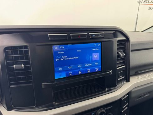 Used 2024 Ford F350 XLT w/ FX4 Off-Road Package AWD/4WD image 14