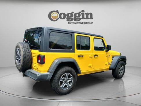Used 2018 Jeep Wrangler Unlimited Sport AWD/4WD image 5