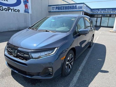 New 2026 Honda Odyssey EX-L image 3