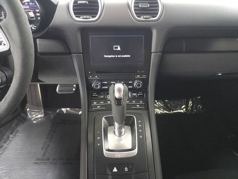 Used 2022 Porsche 718 Cayman GTS RWD image 15