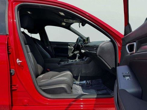 Used 2023 Honda Civic Sport image 44