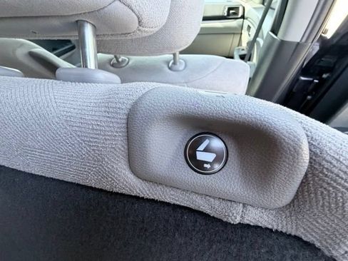 Used 2021 Honda Pilot EX image 36