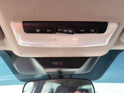 Used 2025 Nissan Kicks S FWD image 30