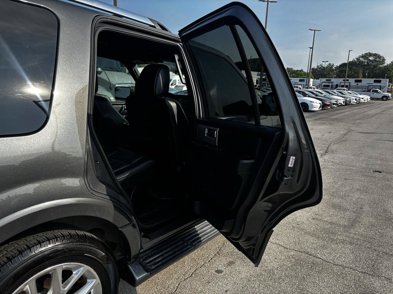 Used 2015 Ford Expedition Limited AWD/4WD image 11