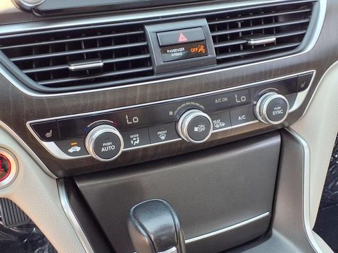 Used 2021 Honda Accord EX-L image 15