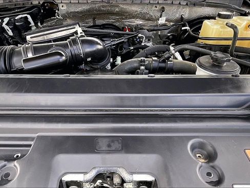 Used 2020 Ford F250 XL w/ STX Appearance Package image 30