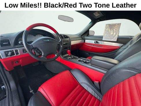 Used 2002 Ford Thunderbird Base image 35