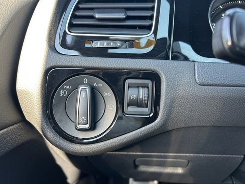 Used 2019 Volkswagen GTI Rabbit Edition image 50