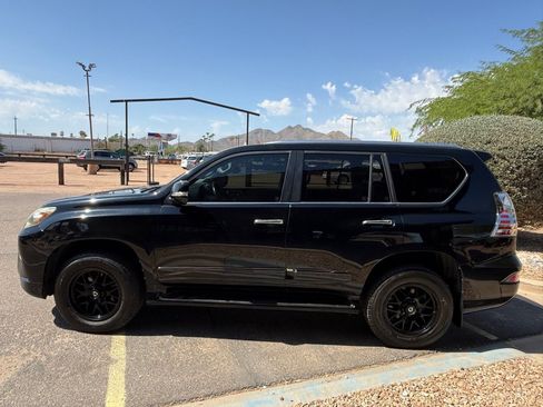 Used 2015 Lexus GX 460 w/ Comfort Package AWD/4WD image 4