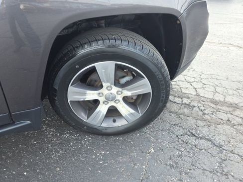 Used 2016 Jeep Compass High Altitude AWD/4WD image 44