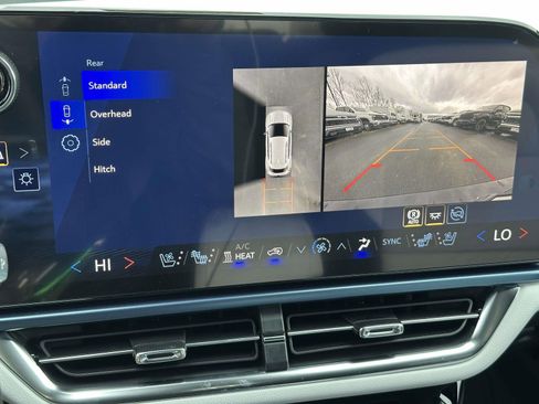 New 2026 Chevrolet Equinox EV LT image 10