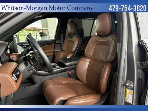Used 2022 Lincoln Aviator Reserve w/ Equipment Group 201A AWD/4WD image 9