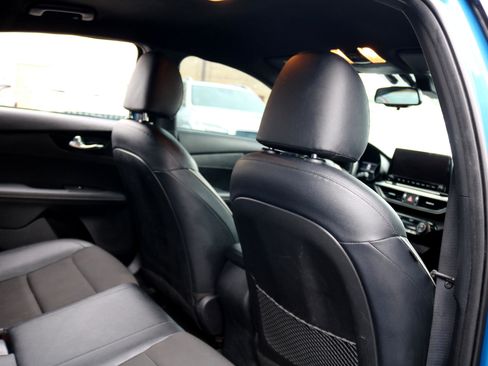 Used 2023 Kia Forte GT-Line image 31