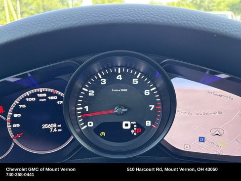 Used 2022 Porsche Cayenne Coupe image 13