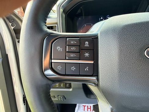 Used 2025 Ford F450 Platinum w/ FX4 Off-Road Package AWD/4WD image 25