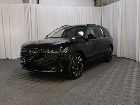 New 2026 Lincoln Nautilus Reserve w/ Jet Appearance Package image 52