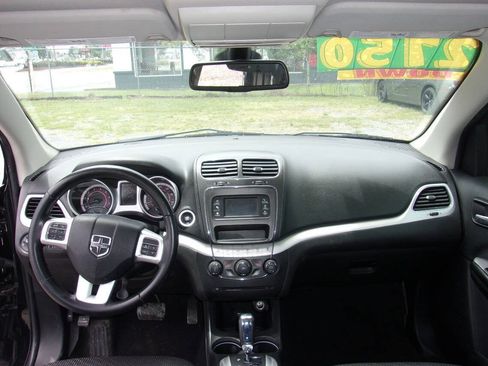 Used 2018 Dodge Journey SE w/ Popular Equipment Group FWD image 11