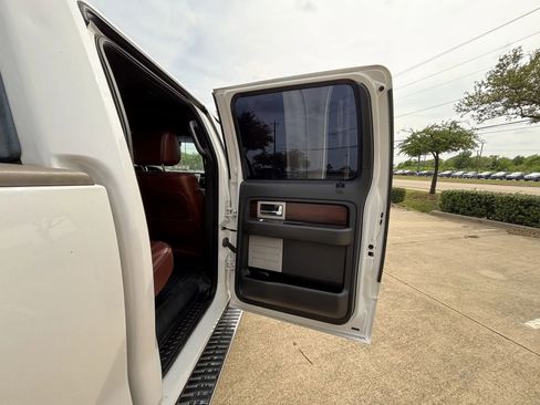 Used 2014 Ford F150 King Ranch w/ King Ranch Luxury Package AWD/4WD image 18