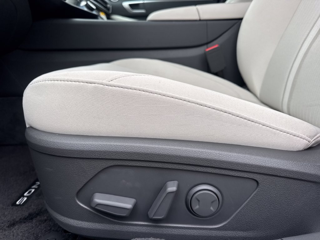 New 2026 Hyundai Sonata SEL FWD image 12