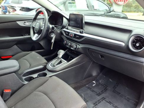 Certified 2023 Kia Forte LXS FWD image 14