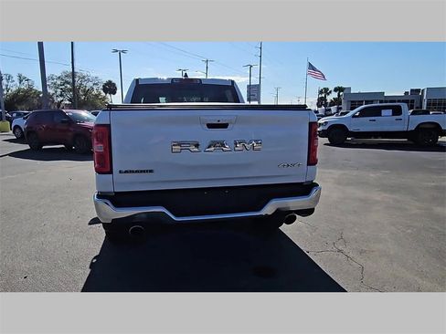 Used 2025 RAM 1500 Laramie image 31