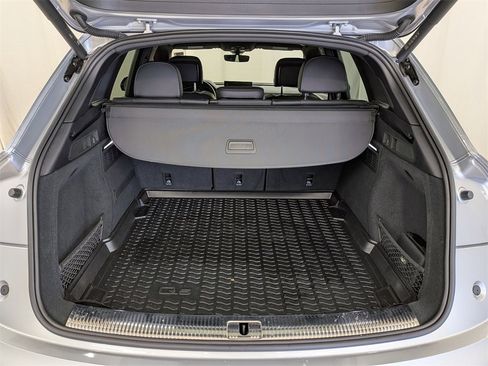 Used 2022 Audi SQ5 Premium Plus image 28
