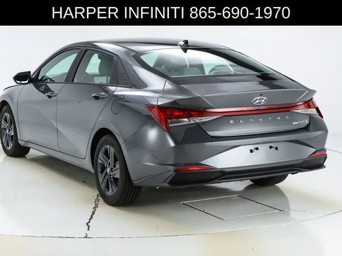 Used 2023 Hyundai Elantra Blue FWD image 8