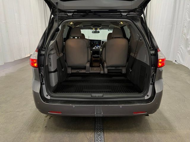 Certified 2017 Toyota Sienna XLE w/ XLE Navigation Package FWD image 14