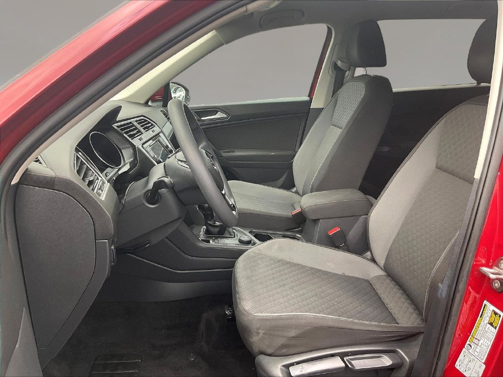 Used 2019 Volkswagen Tiguan S w/ 3rd Row Seat Package AWD/4WD image 21