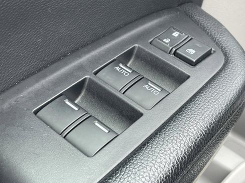 Used 2018 Honda Pilot LX image 29