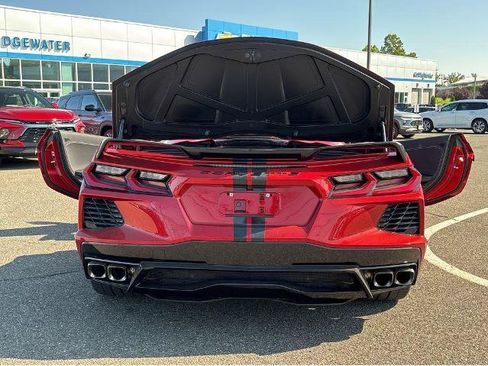 Used 2022 Chevrolet Corvette Stingray Preferred Conv w/ Z51 Performance Package RWD image 11
