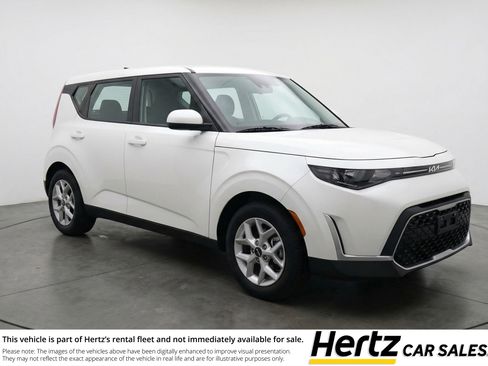 Used 2025 Kia Soul LX w/ LX Technology Package image 1