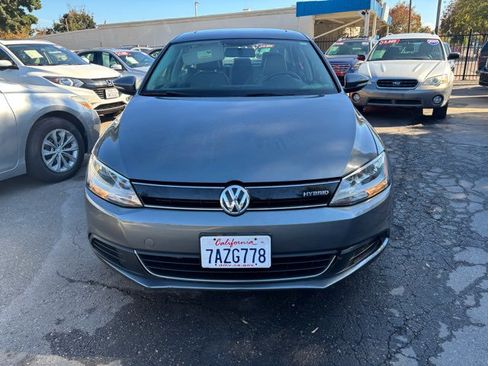 Used 2013 Volkswagen Jetta Hybrid Sedan FWD image 2