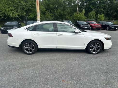 Used 2023 Honda Accord EX image 4