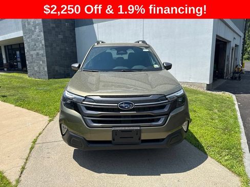 New 2026 Subaru Forester Premium AWD/4WD image 8