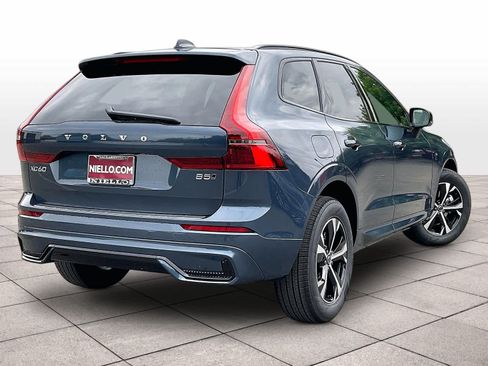 New 2027 Volvo XC60 B5 Core AWD/4WD image 4