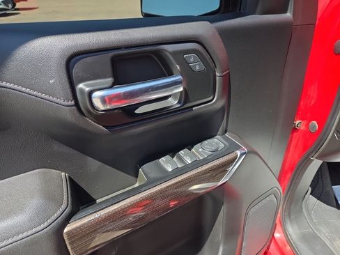 Used 2019 Chevrolet Silverado 1500 LT Trail Boss AWD/4WD image 18