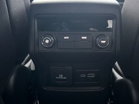 Used 2023 GMC Acadia SLE w/ Driver Convenience Package image 22