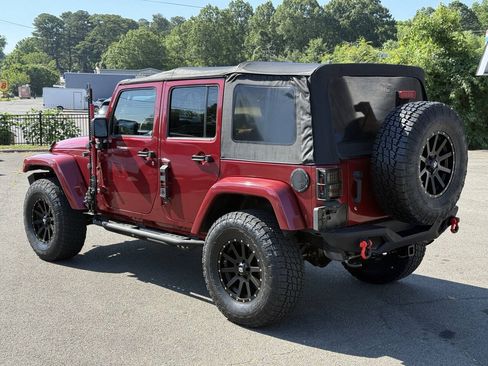 Used 2012 Jeep Wrangler Unlimited Sport AWD/4WD image 6