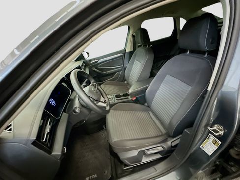 Used 2025 Volkswagen Jetta S image 13