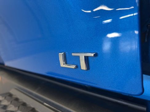 Used 2023 Chevrolet Colorado LT w/ LT Convenience Package III image 34