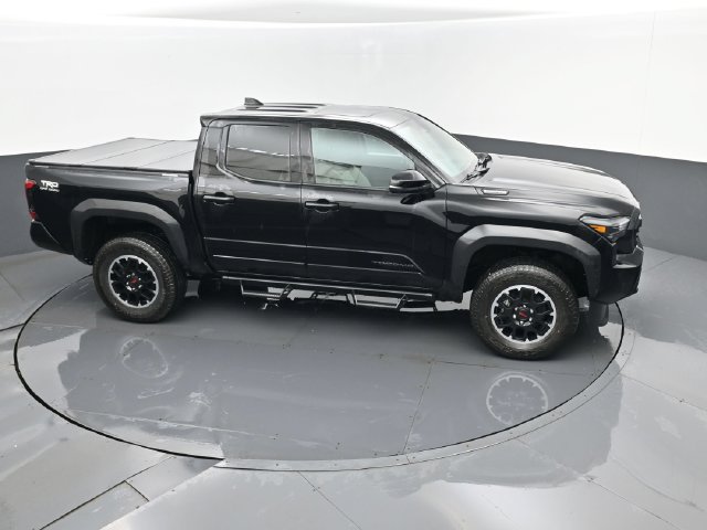 Used 2025 Toyota Tacoma TRD Off-Road w/ TRD Off Road Upgrade Package AWD/4WD image 21